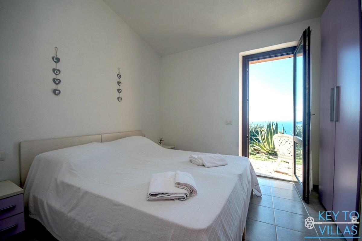 Villa Vista - Key To Villas คอสตาพาราดีโซ ภายนอก รูปภาพ